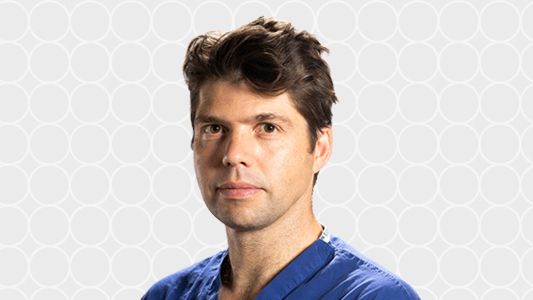 Mr Alexander Woollard, Plastic Surgeon