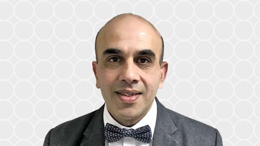 Mr Ali Bajwa, Orthopaedic Surgeon