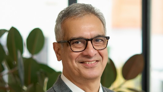 Dr Amarnath Bhide, Obstetrician & Gynaecologist