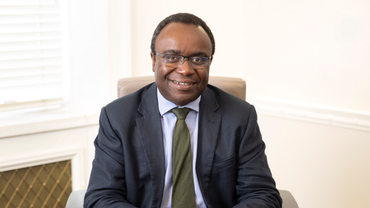 Mr Colin Nnadi, Orthopaedic Surgeon