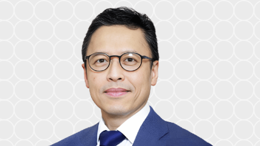 Dr Meen Thum, Obstetrician & Gynaecologist