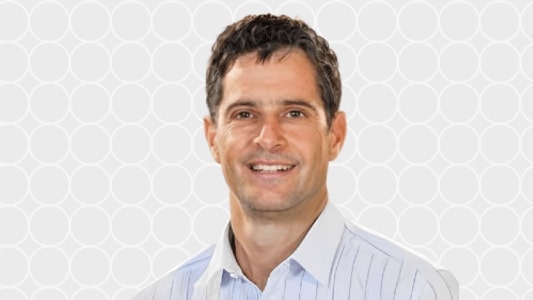 Dr Warren Hyer, Paediatrician