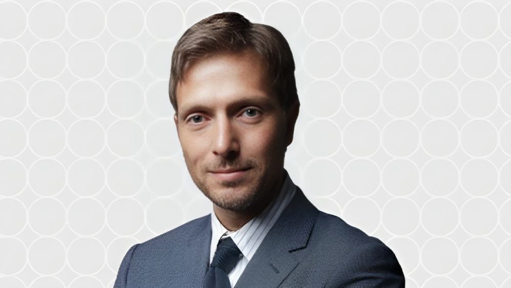 Mr Evangelos Tsialogiannis, Orthopaedic Surgeon