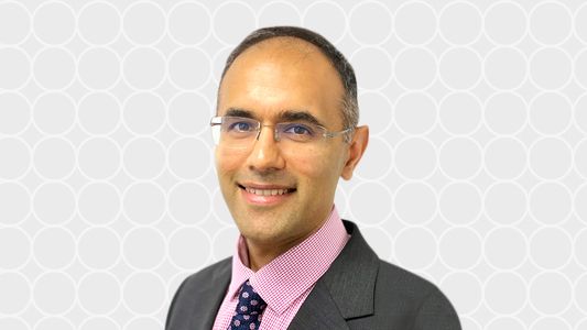 Mr Kinner Davda, Orthopaedic Surgeon