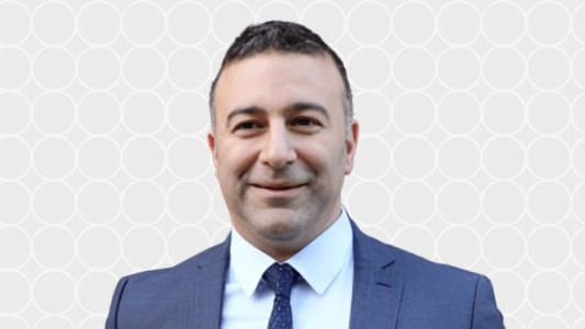 Mr Ali Mearza, Ophthalmologist