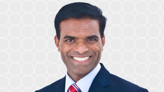 Mr Farshad Tahmasebi, Obstetrician & Gynaecologist