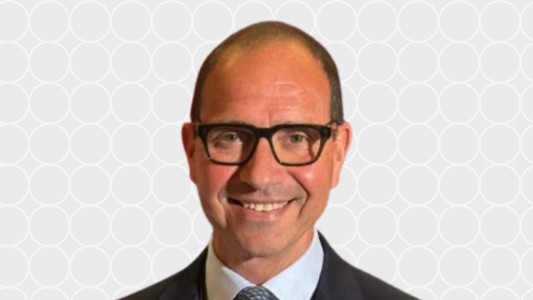 Dr Paul Glynne, Consultant General Physician