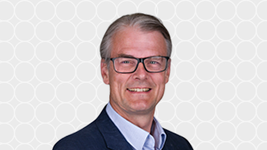 Mr Stefan Weitzel, Orthopaedic Surgeon