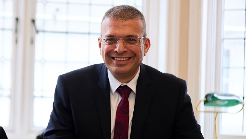 Mr Yazan Masannat, General Surgeon